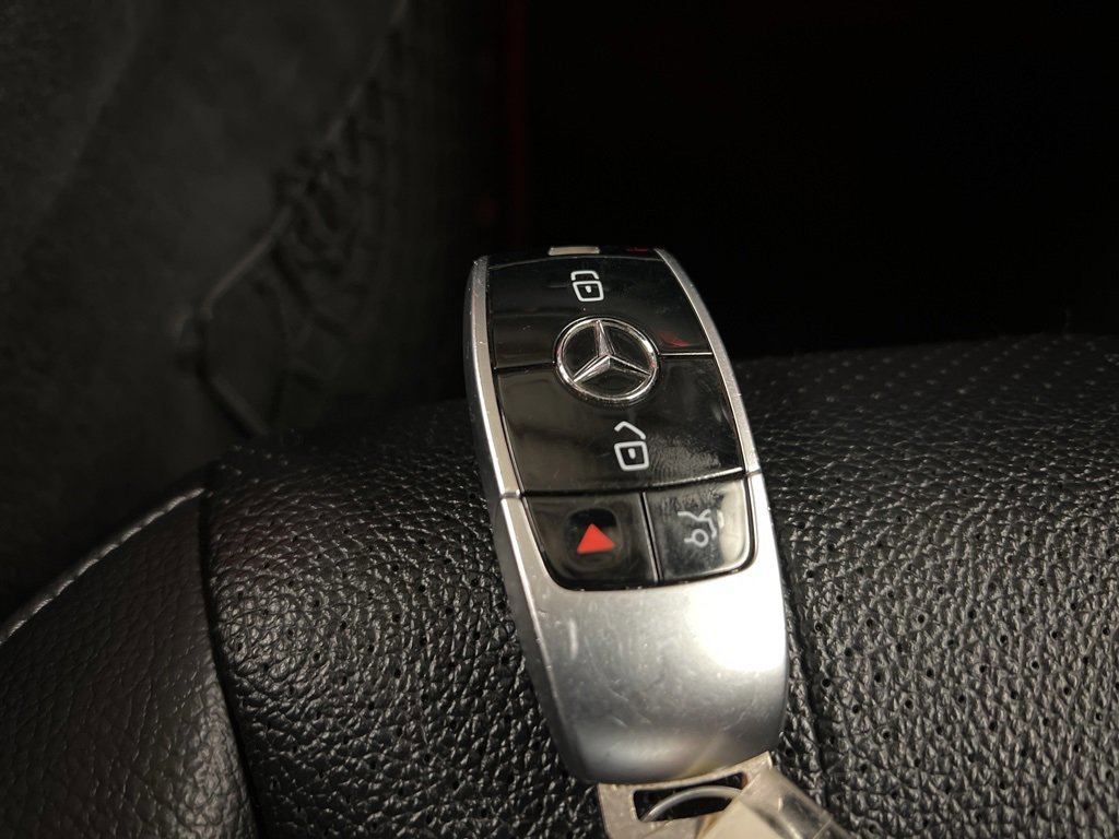 Used 2018 Mercedes-Benz E 300 E 300 image 34