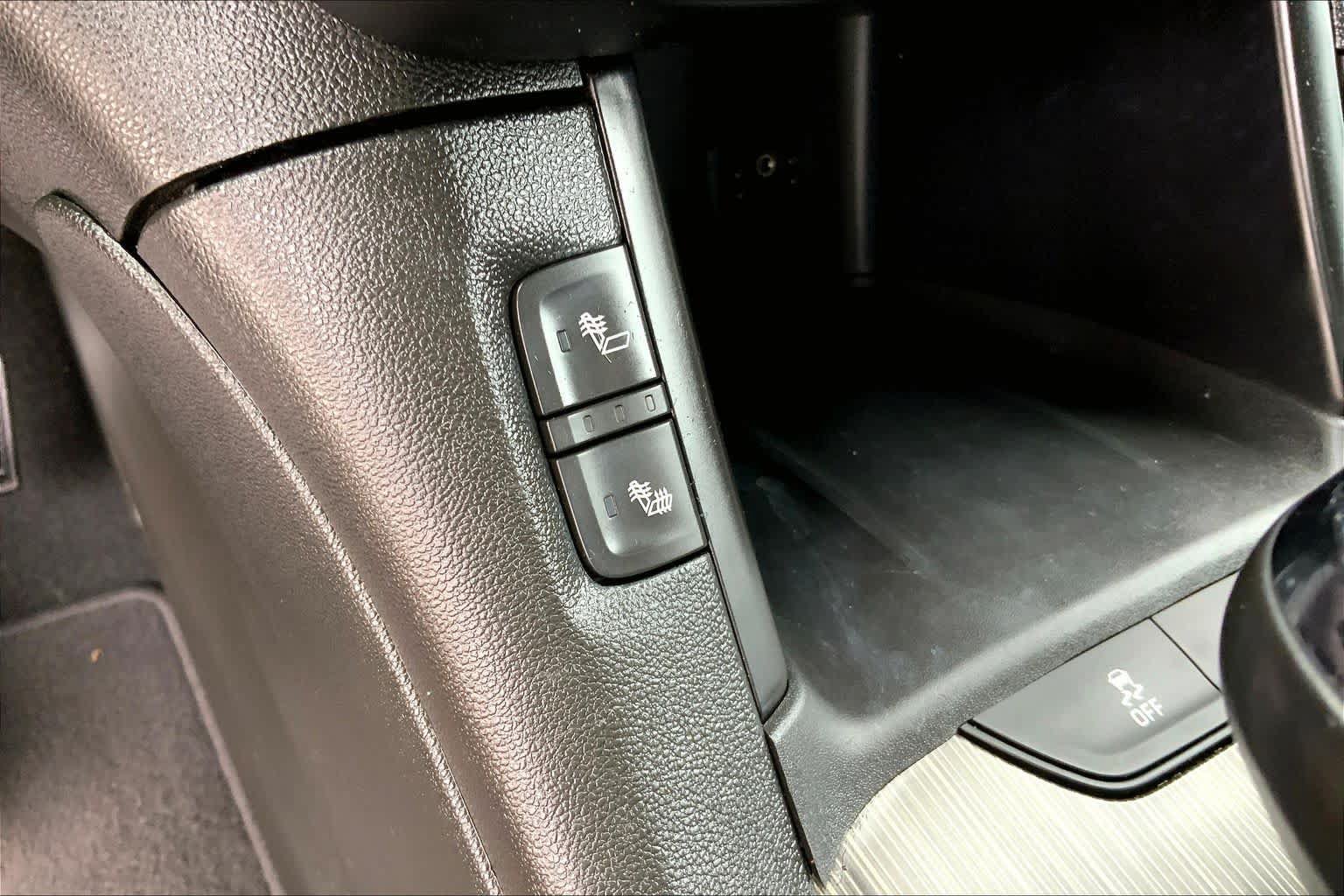 Used 2019 GMC Acadia SLT w/ LPO, Floor Liner Package FWD image 30