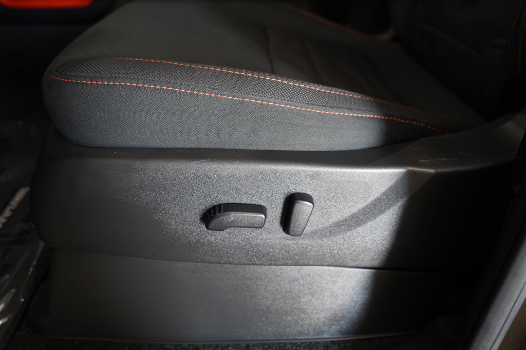 Used 2024 Nissan Frontier Pro-X RWD image 21
