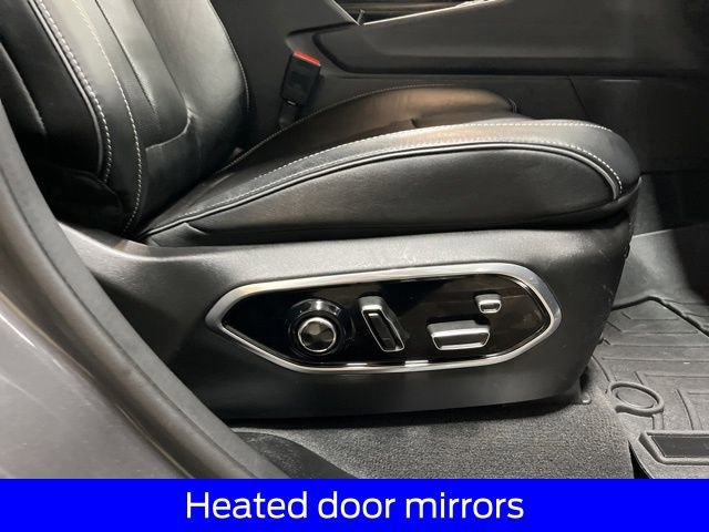 Used 2023 Jeep Grand Cherokee L Overland w/ Luxury Tech Group IV AWD/4WD image 26