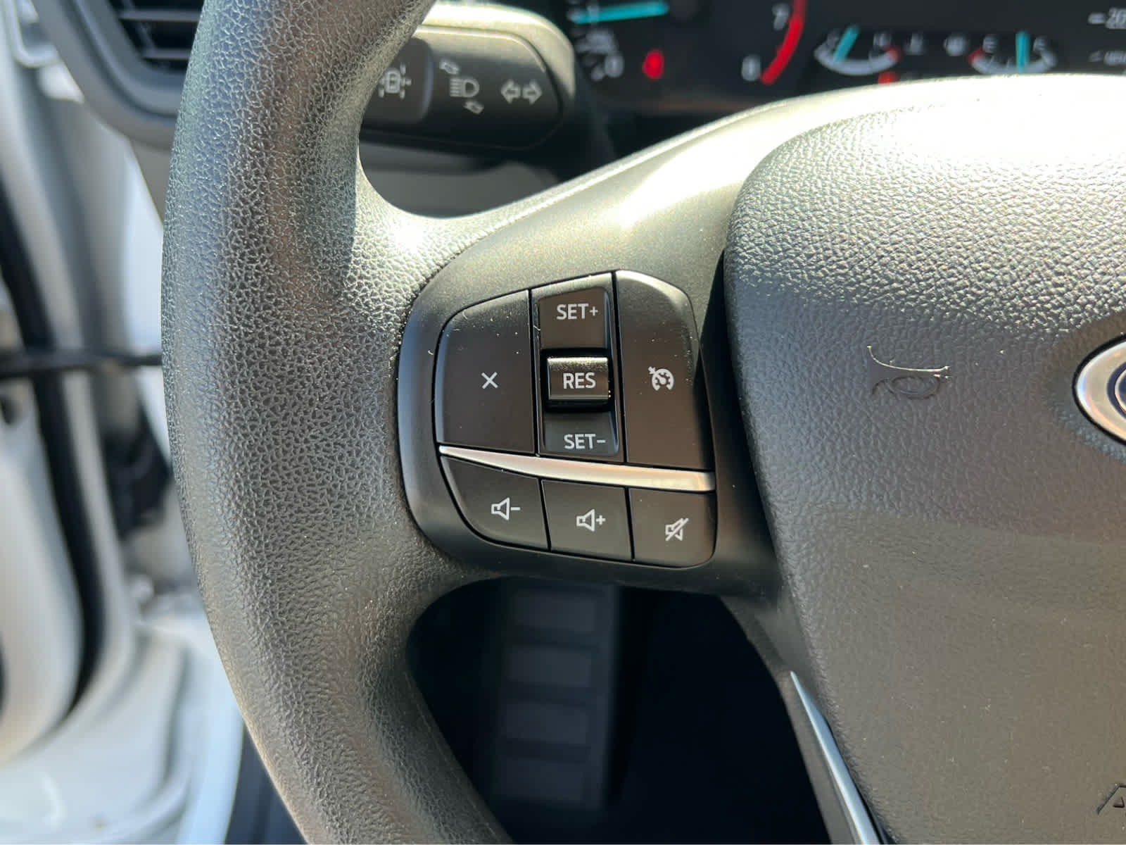 Certified 2022 Ford Escape SE AWD/4WD image 32