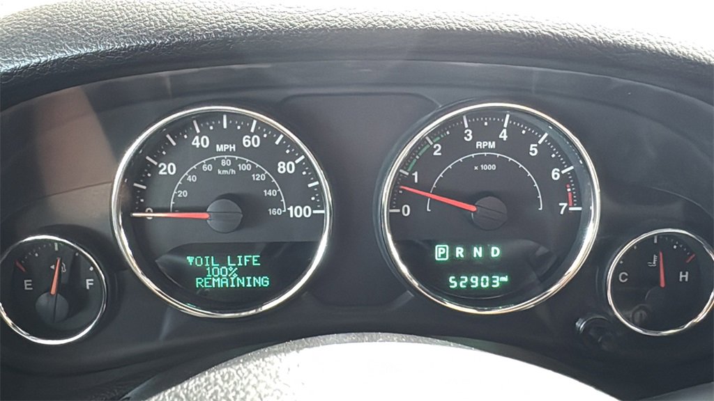 Used 2018 Jeep Wrangler Unlimited Rubicon w/ Connectivity Group image 15