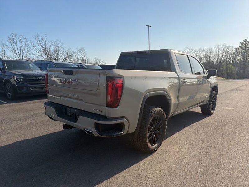 Used 2022 GMC Sierra 1500 AT4 w/ Sierra Safety Plus Package AWD/4WD image 3