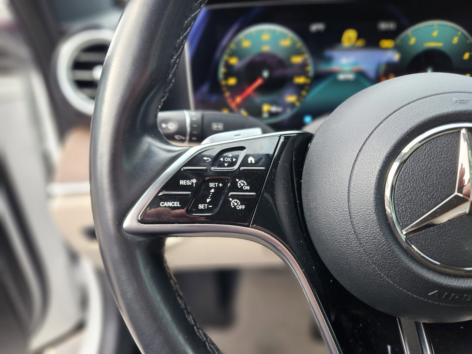 Used 2023 Mercedes-Benz E 450 4MATIC Sedan image 28