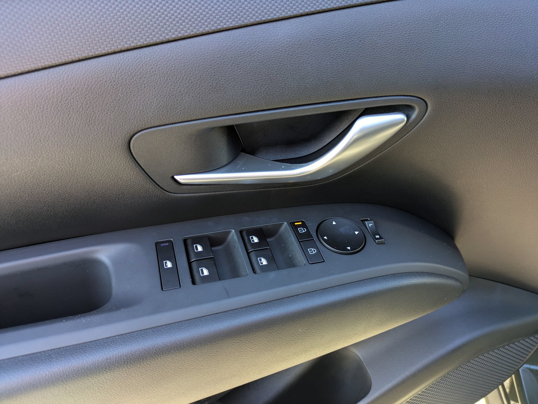 Used 2025 Hyundai Tucson SEL FWD image 16