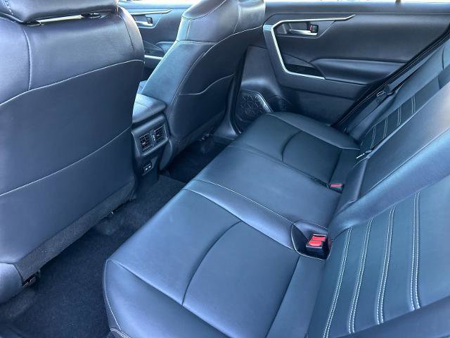 Used 2023 Toyota RAV4 XLE Premium image 11
