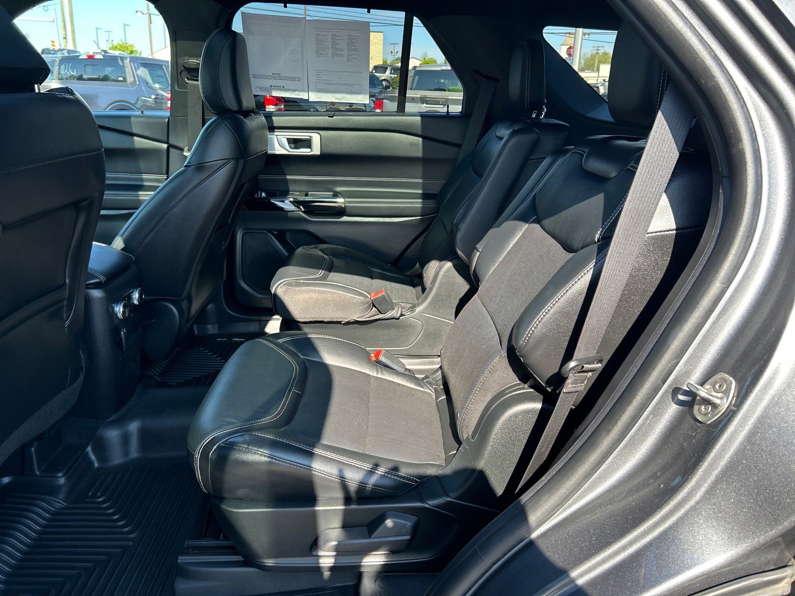Certified 2022 Ford Explorer ST w/ Equipment Group 401A AWD/4WD image 9