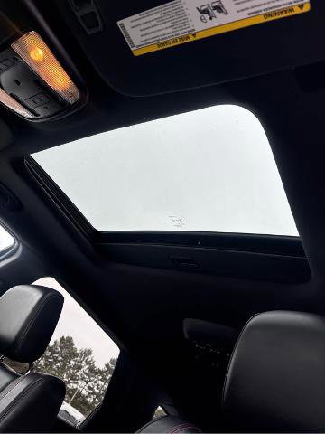 Used 2023 Dodge Durango GT image 23