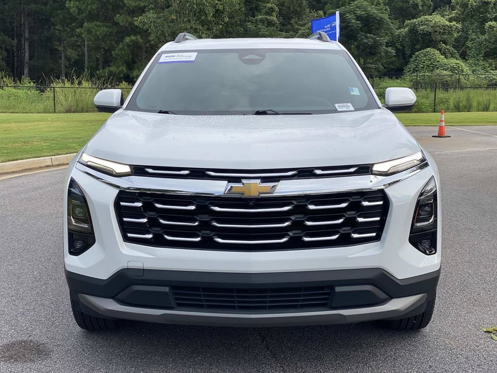 Used 2025 Chevrolet Equinox LT w/ Convenience Package II FWD image 11