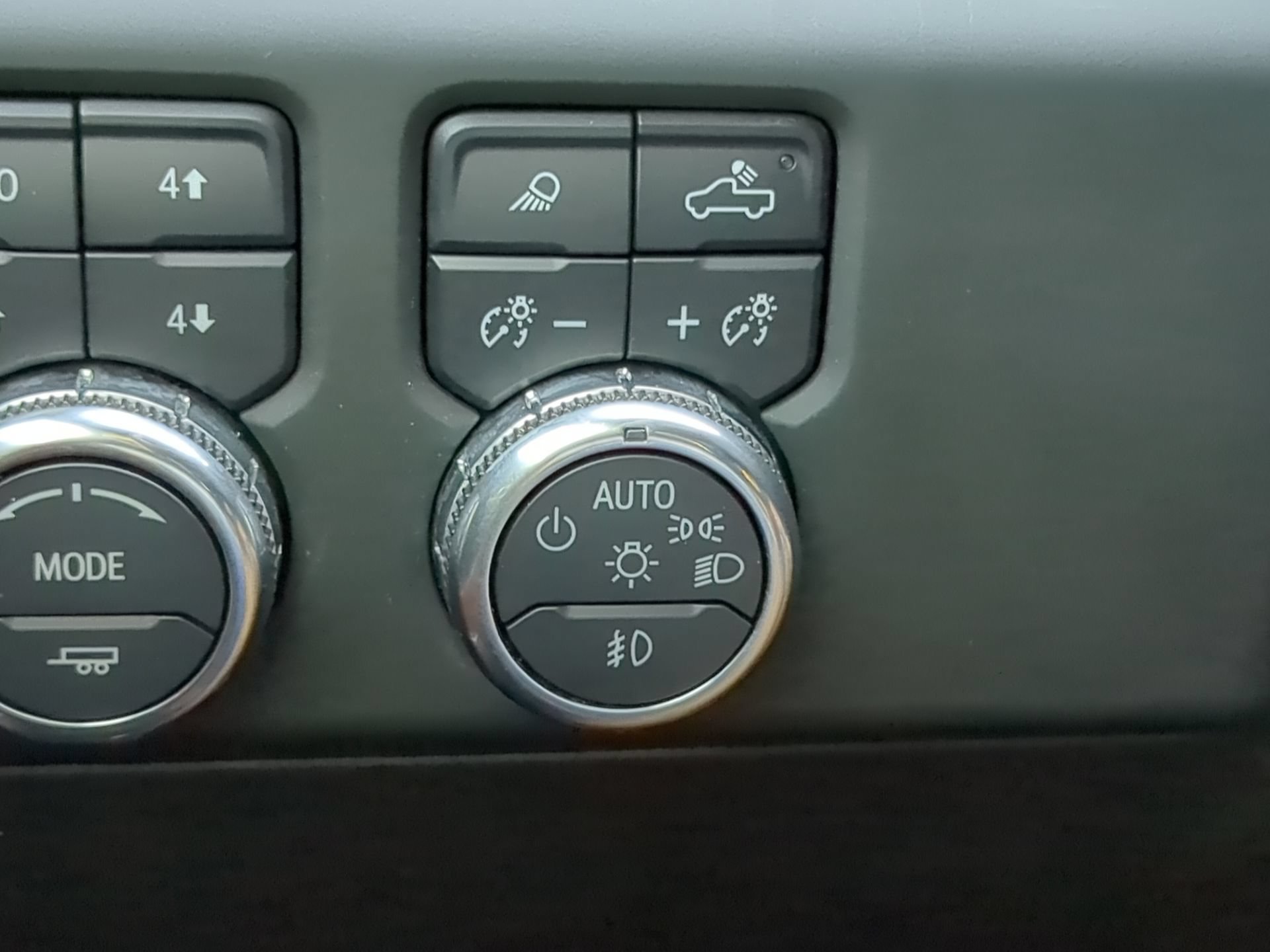 Used 2024 GMC Sierra 2500 Denali Ultimate AWD/4WD image 66