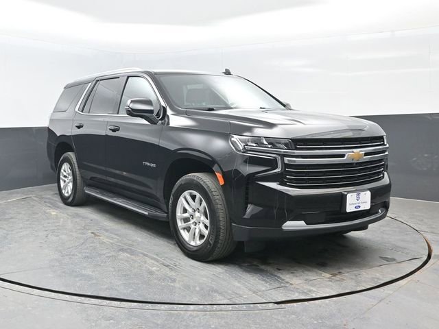 Used 2023 Chevrolet Tahoe LT w/ Luxury Package AWD/4WD image 2