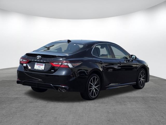 Used 2024 Toyota Camry SE FWD image 4