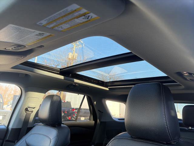 Certified 2023 Ford Explorer Limited w/ Equipment Group 301A image 17