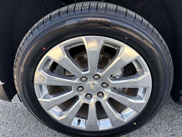 Used 2023 Chevrolet Tahoe Premier AWD/4WD image 34