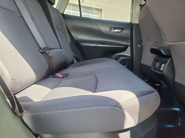Used 2023 Toyota Venza LE AWD/4WD image 29