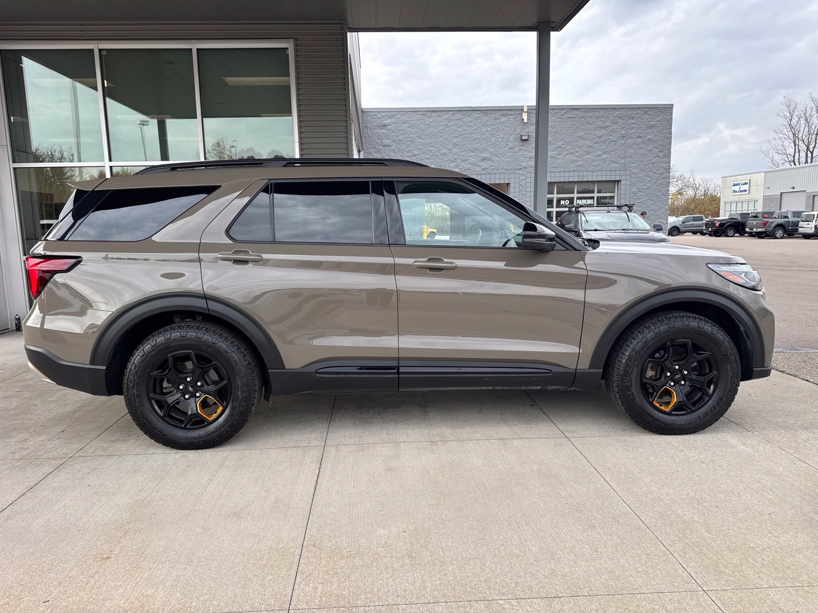 Certified 2026 Ford Explorer Tremor w/ Tremor Ultimate Package AWD/4WD image 9