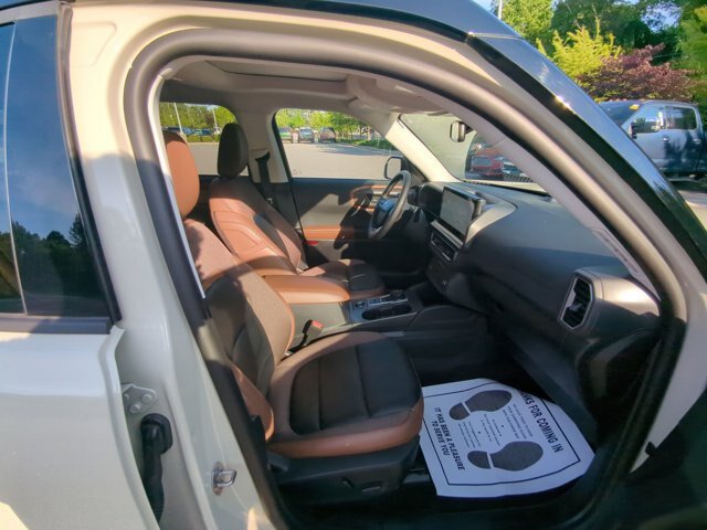 Certified 2025 Ford Bronco Sport Outer Banks w/ Outer Banks Tech Package+ AWD/4WD image 36