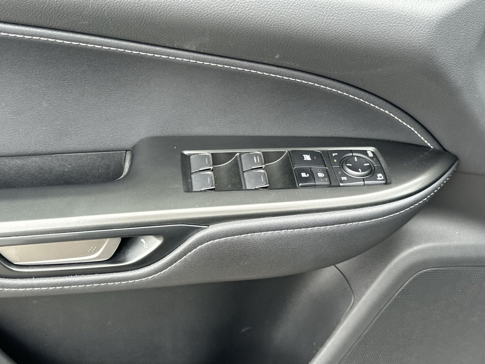 Used 2024 Lexus NX 250 FWD w/ Cold Area Package image 23