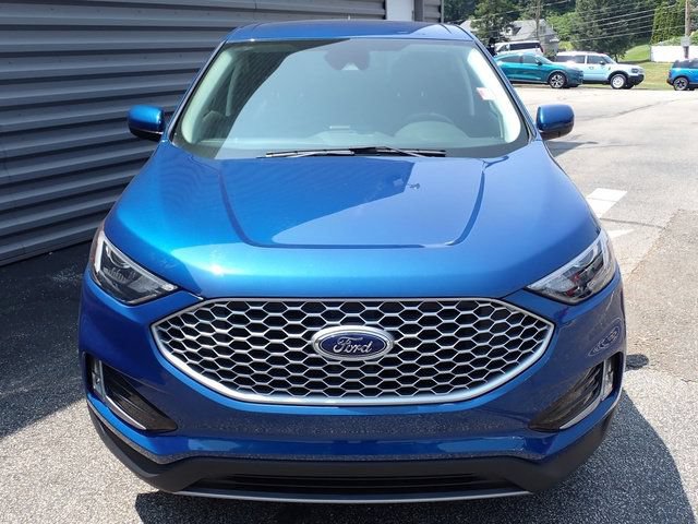 Certified 2024 Ford Edge SEL w/ Convenience Package AWD/4WD image 12