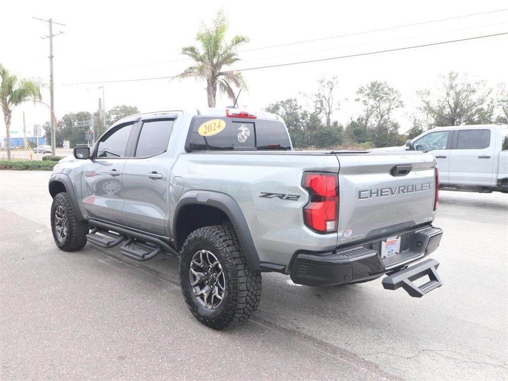 Used 2024 Chevrolet Colorado ZR2 w/ Technology Package image 3