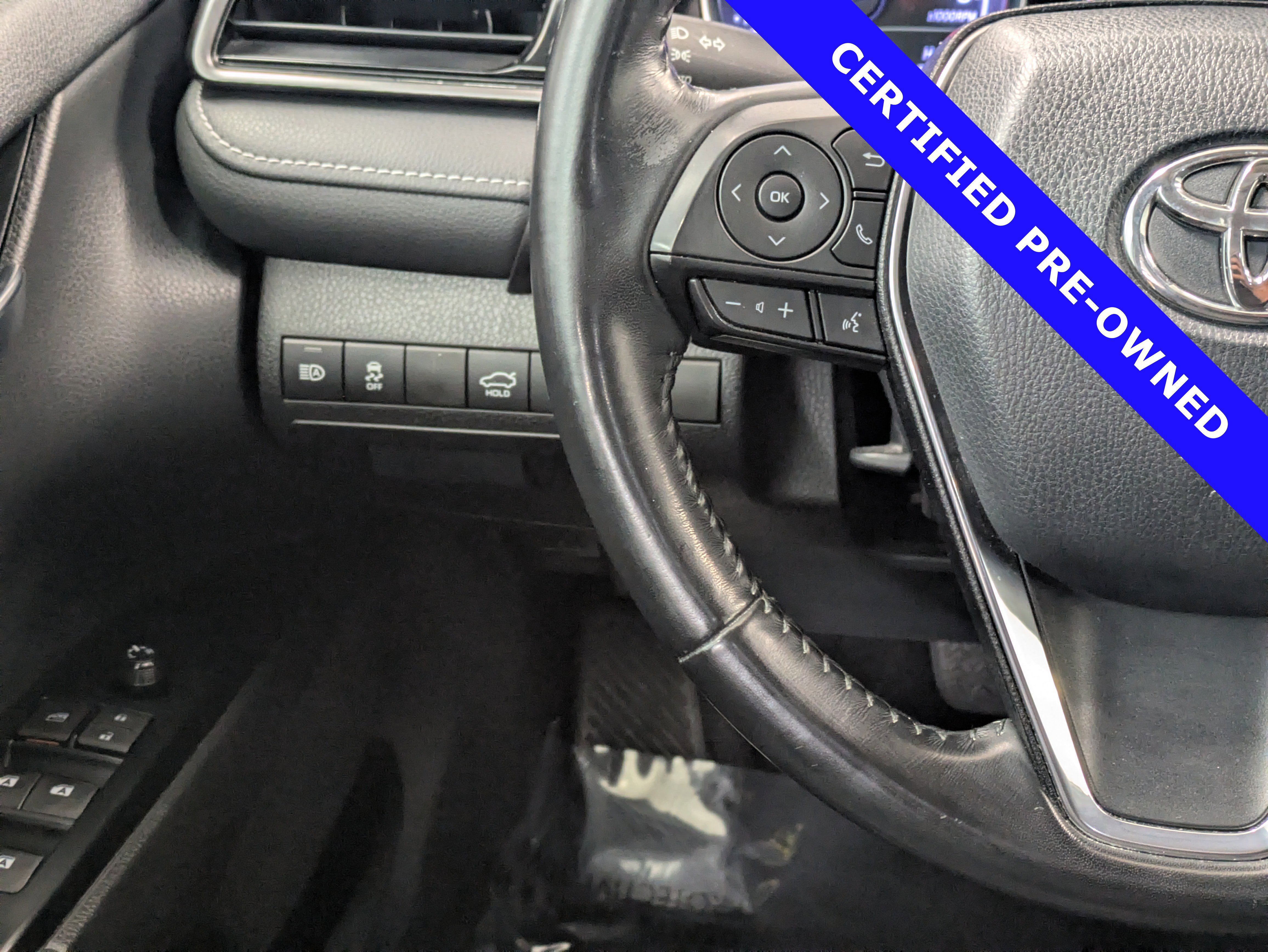 Used 2020 Toyota Camry SE image 21