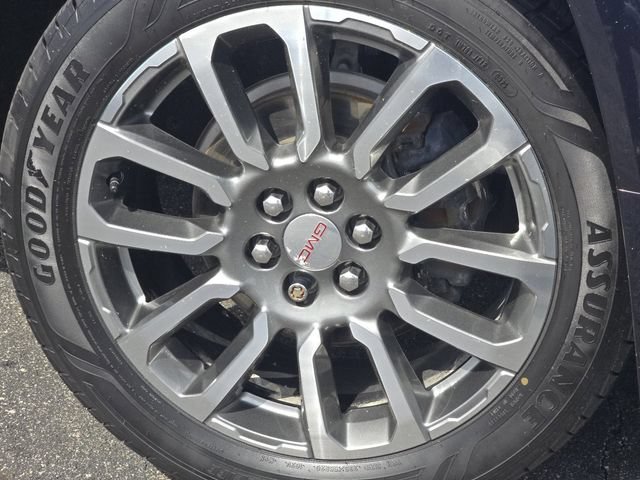 Used 2021 GMC Acadia Denali w/ Denali Ultimate Package AWD/4WD image 11