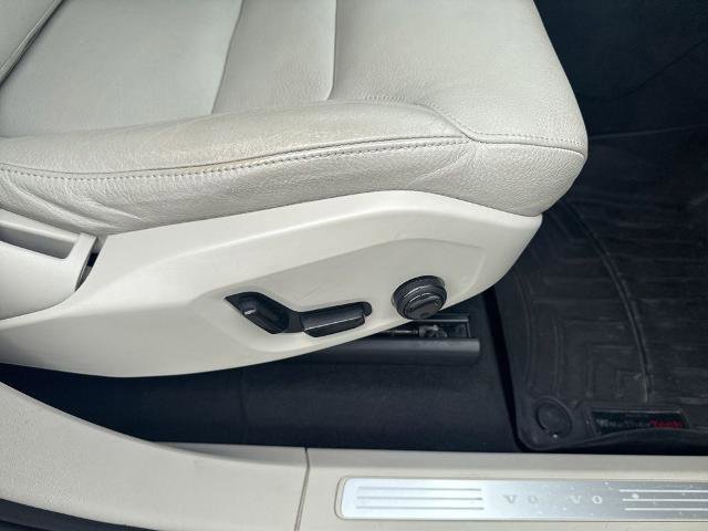 Used 2018 Volvo XC90 T6 Momentum w/ Convenience Package AWD/4WD image 29