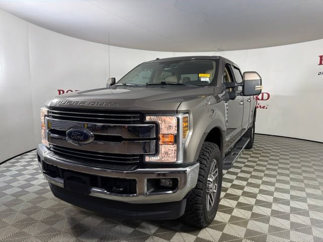 Certified 2018 Ford F250 Lariat w/ Lariat Ultimate Package AWD/4WD image 4