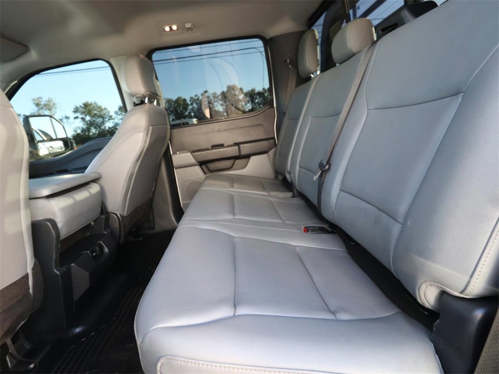 Certified 2023 Ford F550 2WD Crew Cab Super Duty image 12