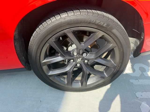 Used 2021 Dodge Challenger SXT w/ Plus Package RWD image 16