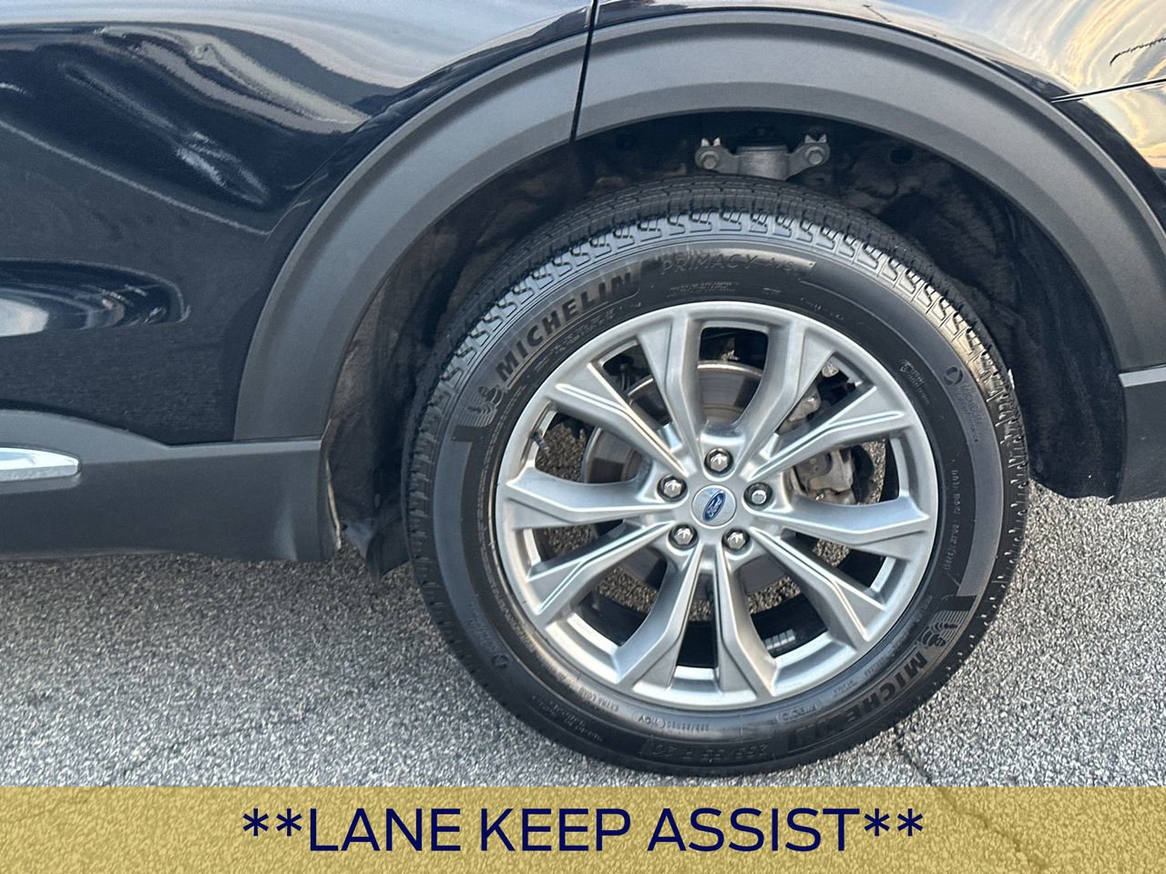 Certified 2022 Ford Explorer XLT w/ Equipment Group 202A image 22