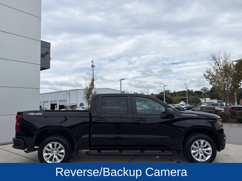 Used 2026 Chevrolet Silverado 1500 Custom AWD/4WD image 2