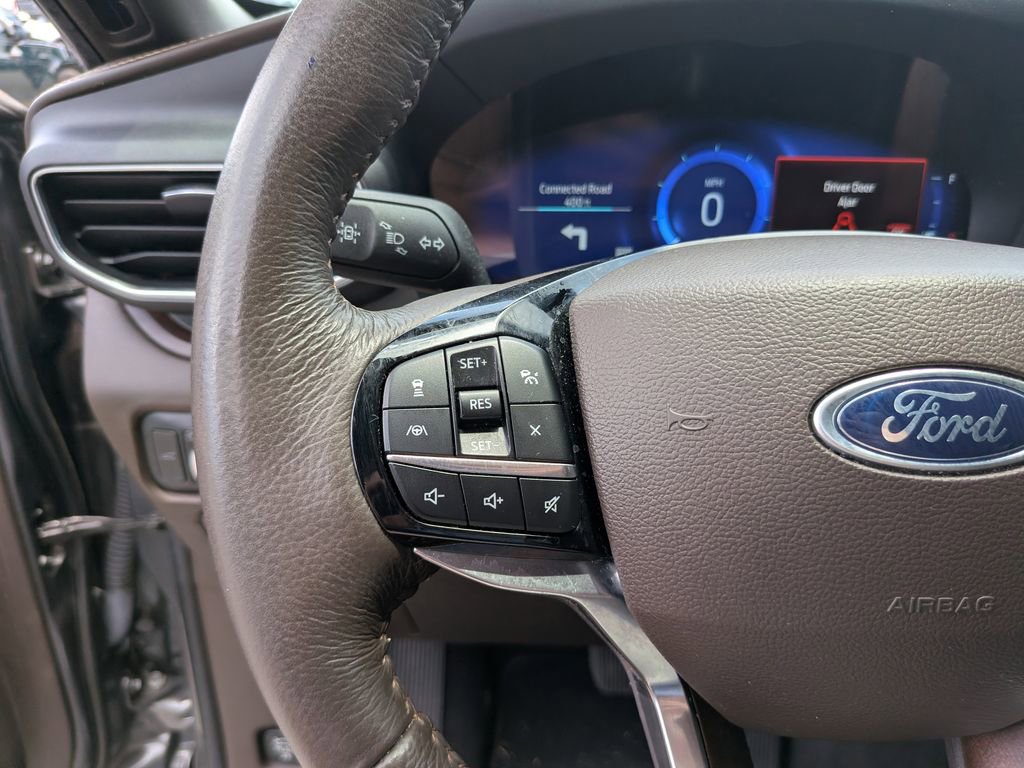 Certified 2024 Ford Explorer King Ranch w/ Technology Package RWD image 29