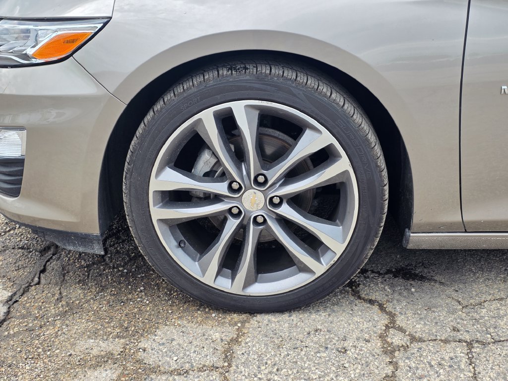 Used 2024 Chevrolet Malibu LT FWD image 14