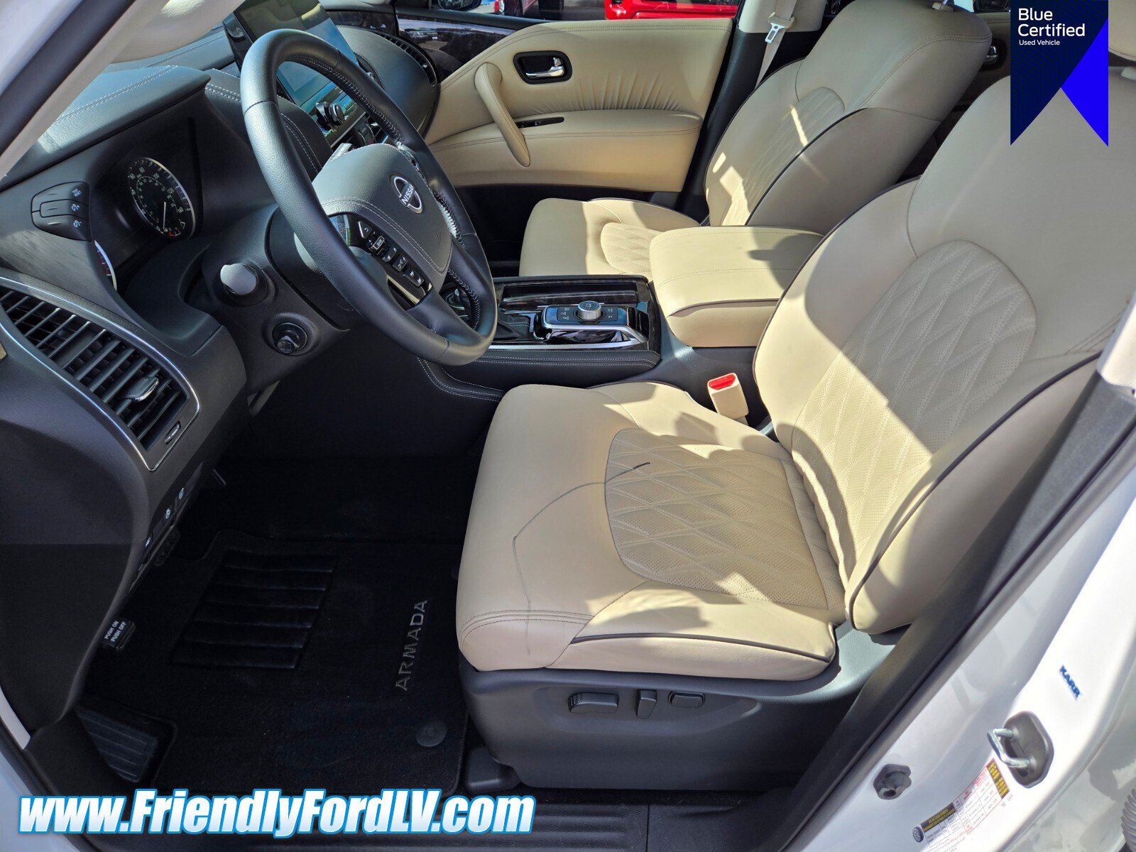 Used 2024 Nissan Armada Platinum w/ Captain's Chairs Package AWD/4WD image 9