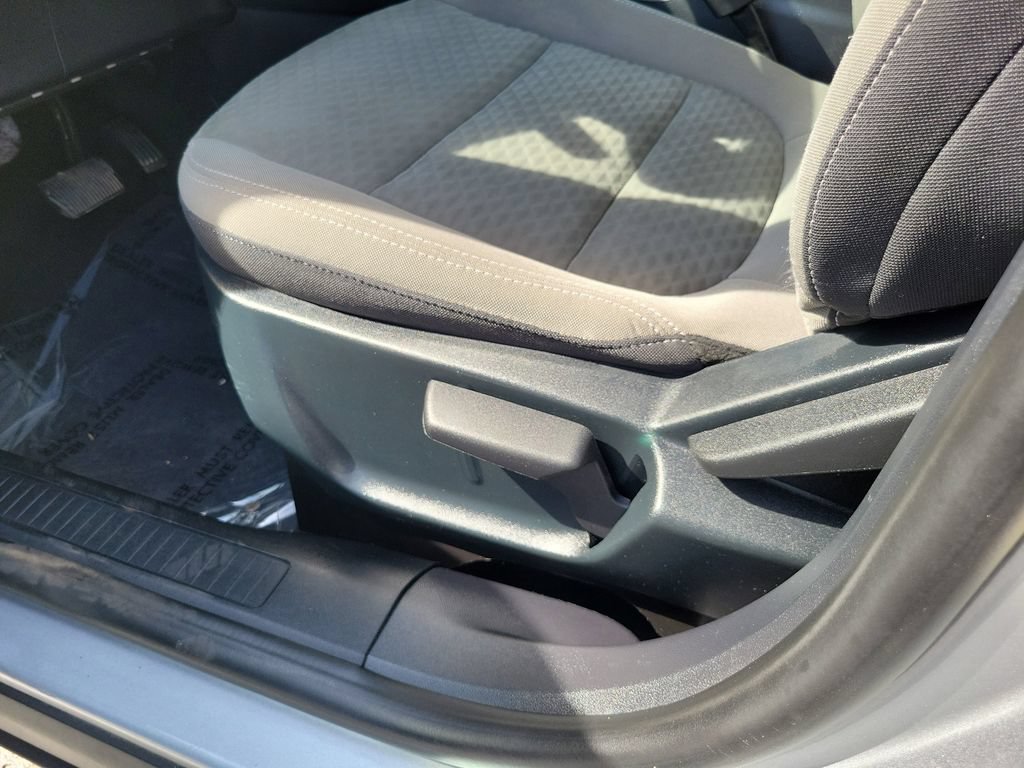 Certified 2022 Ford Escape SE w/ Cold Weather Package AWD/4WD image 9