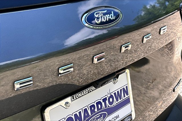 Certified 2022 Ford Escape SE w/ SE Sport Appearance Package AWD/4WD image 31
