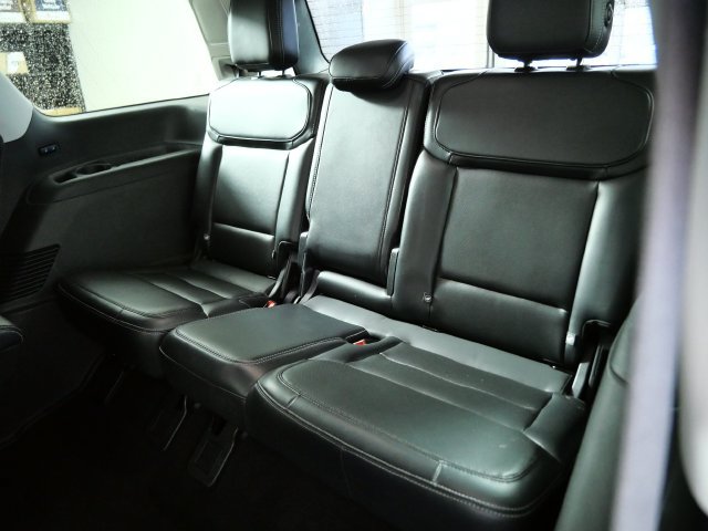 Certified 2025 Ford Expedition Platinum AWD/4WD image 15