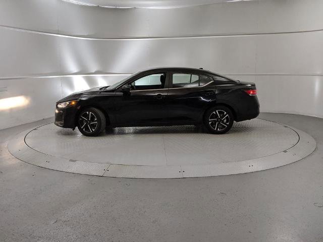Used 2024 Nissan Sentra SV image 3