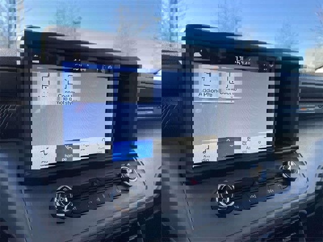 Certified 2024 Ford Maverick XL image 25