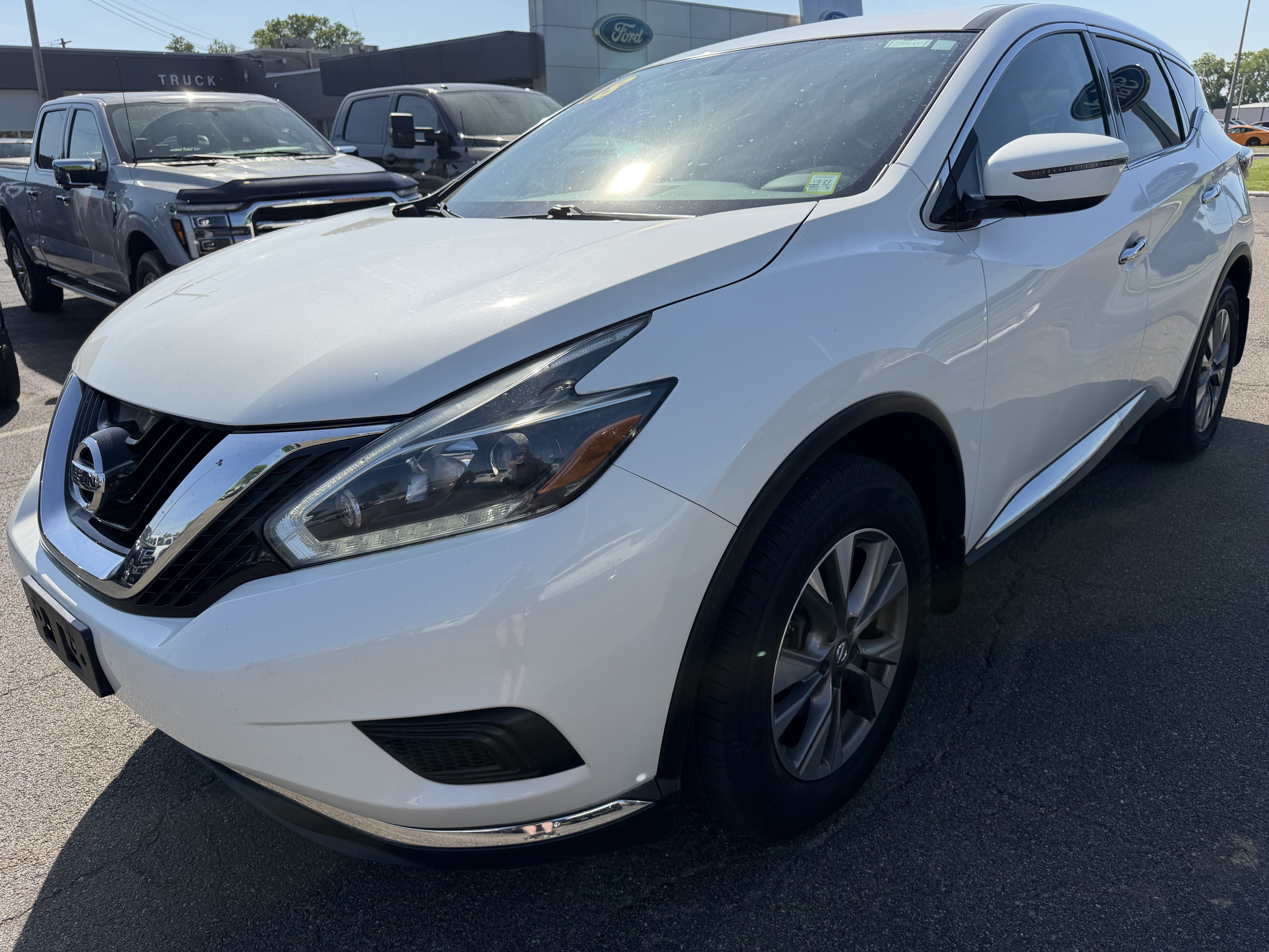 Used 2018 Nissan Murano S AWD/4WD image 4