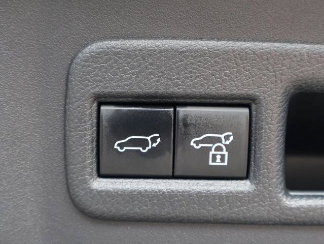 Used 2024 Subaru Solterra AWD/4WD image 7