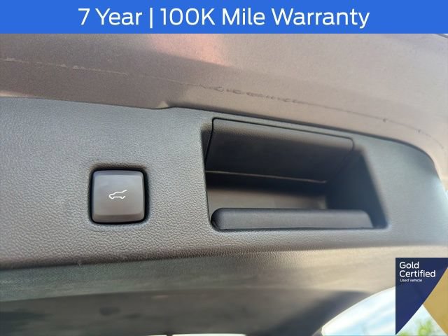 Certified 2021 Ford Escape Titanium AWD/4WD image 16