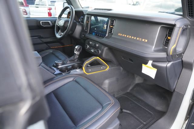 Certified 2024 Ford Bronco Badlands AWD/4WD image 17