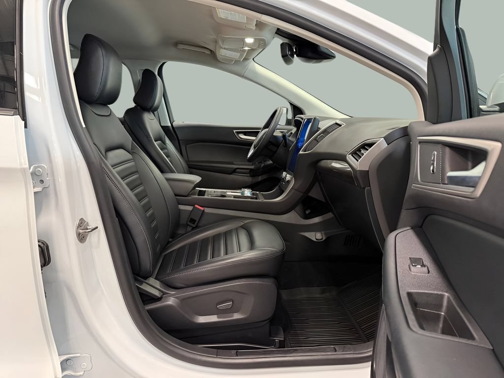Certified 2024 Ford Edge SEL w/ Convenience Package AWD/4WD image 30