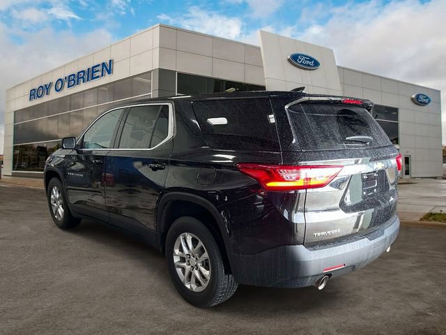 Used 2021 Chevrolet Traverse LS w/ LPO, Cargo Package image 2