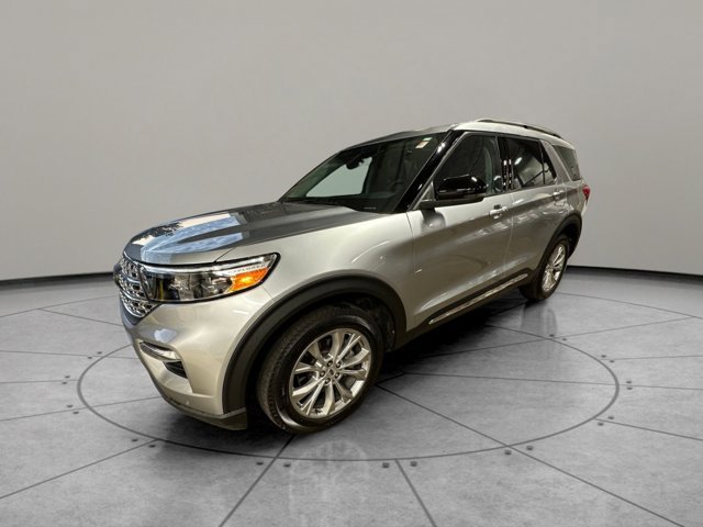 Certified 2024 Ford Explorer Limited w/ Limited Technology Package AWD/4WD image 8