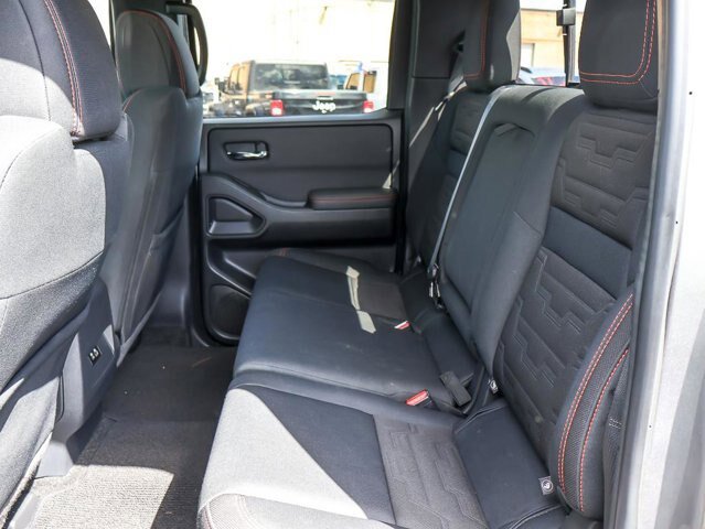 Used 2022 Nissan Frontier PRO-4X w/ Technology Package AWD/4WD image 14
