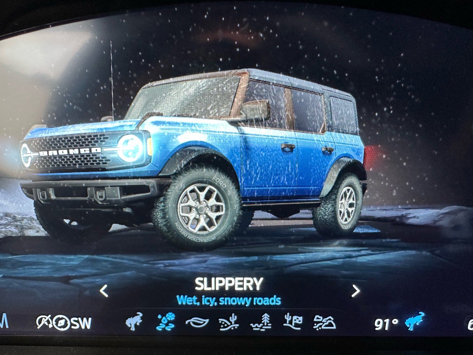 Certified 2025 Ford Bronco Badlands AWD/4WD image 48