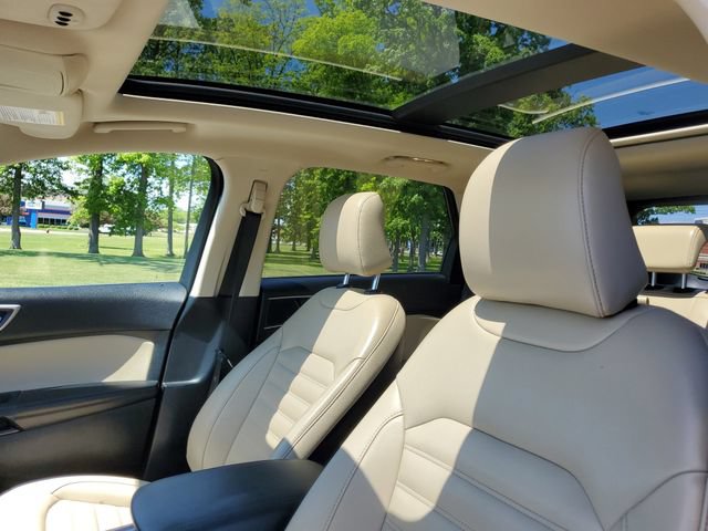 Certified 2022 Ford Edge SEL w/ Convenience Package AWD/4WD image 10